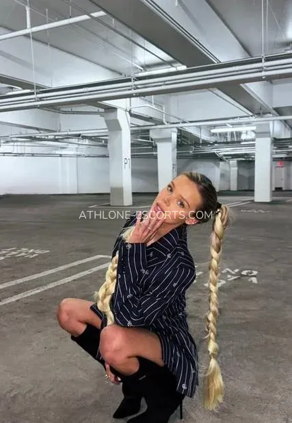 Athlone escorts Laura — 3
