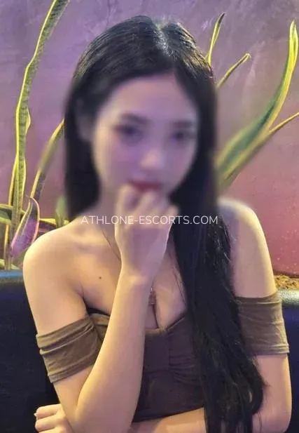 Athlone escorts Sara — 1