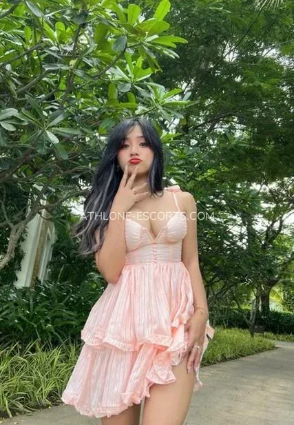 Athlone escorts Kate — 6