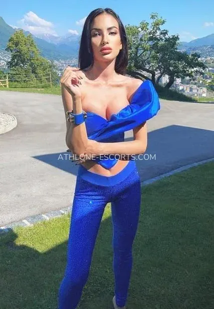 Athlone escorts Arianna — 1