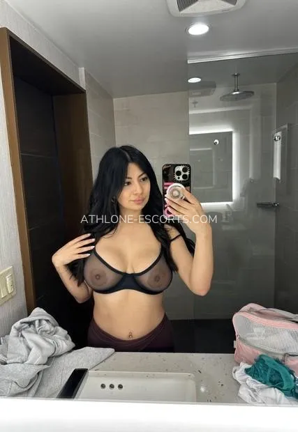 Athlone escorts Kylee — 2