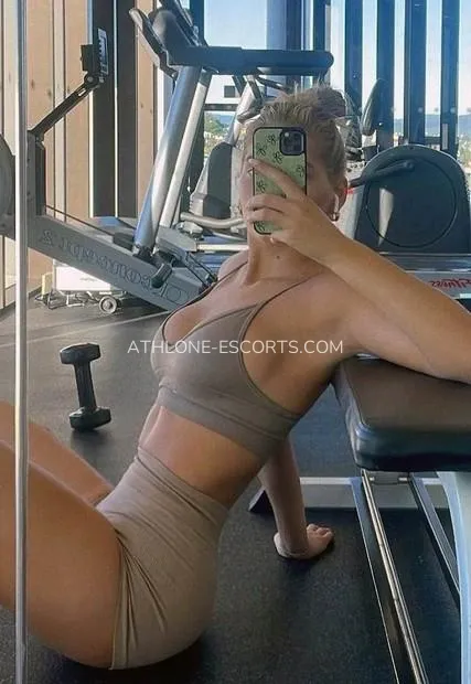 Athlone escorts Isabelle — 2
