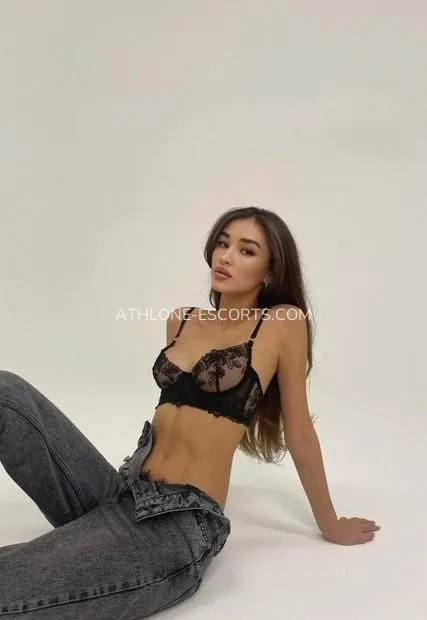 Athlone escorts elisabeth