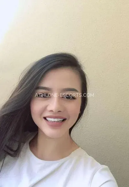 Athlone escorts Molly — 1