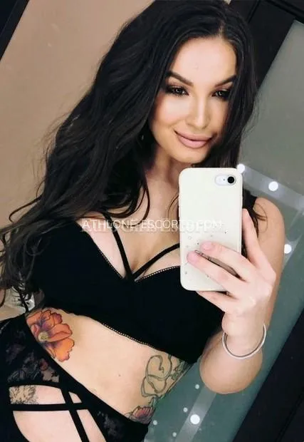 Athlone escorts Valentina — 2