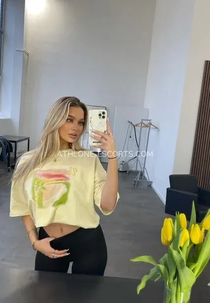 Athlone escorts Laura — 7