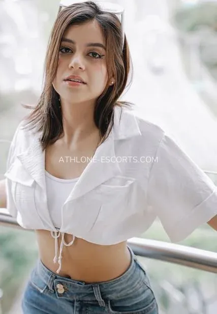 Athlone escorts Chelsea — 5