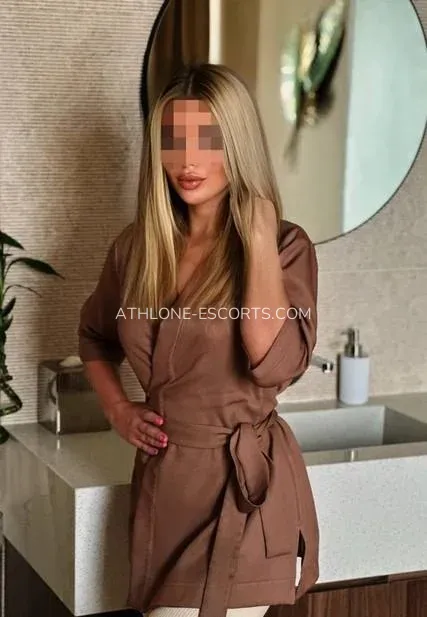 Athlone escorts Christina — 4