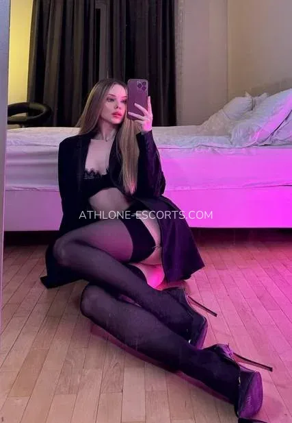 Athlone escorts Alexia — 10