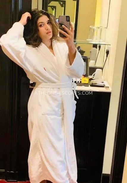 Athlone escorts Alexandra — 1