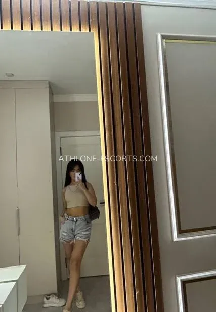 Athlone escorts Jillian — 1