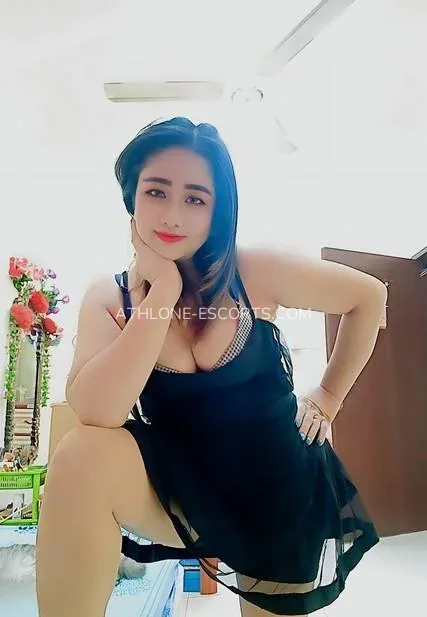 Athlone escorts Caroline — 10