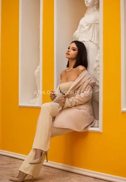 Athlone escorts Gabriella — 1