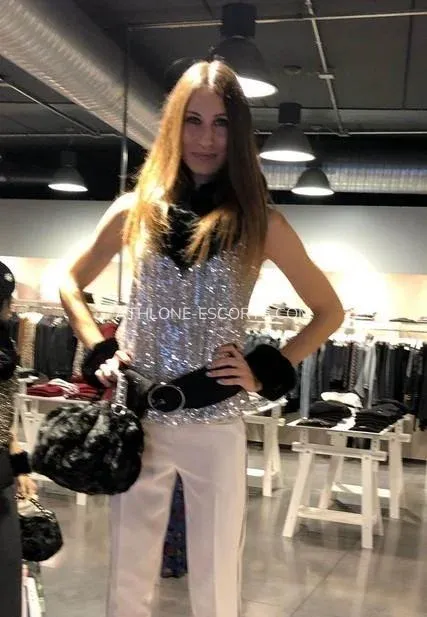 Athlone escorts Cristina — 5