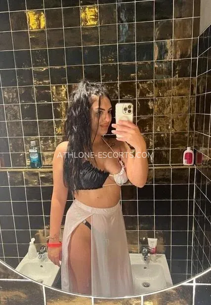 Athlone escorts Cassandra — 3