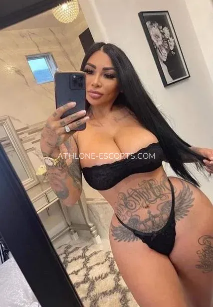 Athlone escorts Emilia — 4