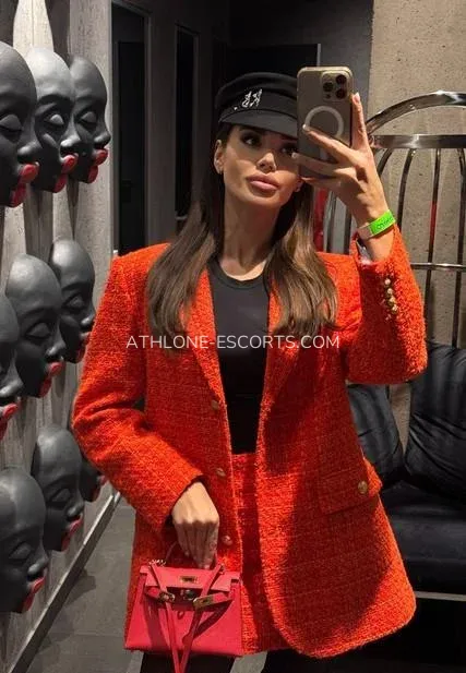 Athlone escorts Paris — 7