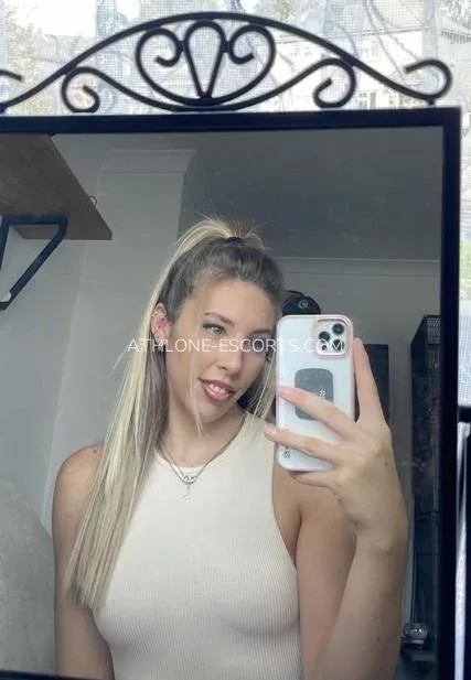 Athlone escorts Christina — 3