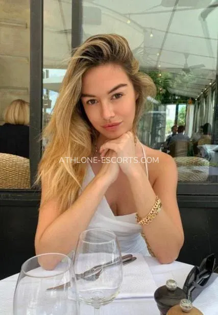 Athlone escorts Anita — 3