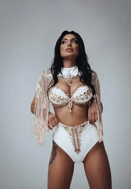 Athlone escorts Engracia — 1