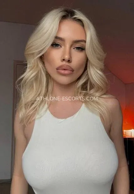 Athlone escorts Linnéa — 5