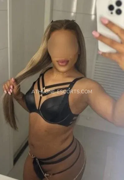 Athlone escorts Mona — 3