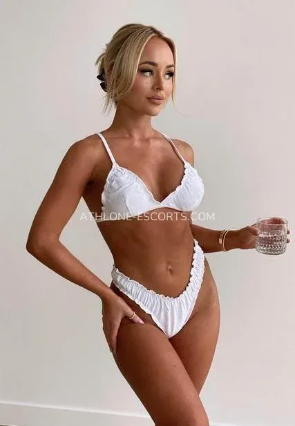 Athlone escorts Valeria — 4