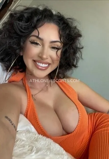 Athlone escorts Ellen — 2