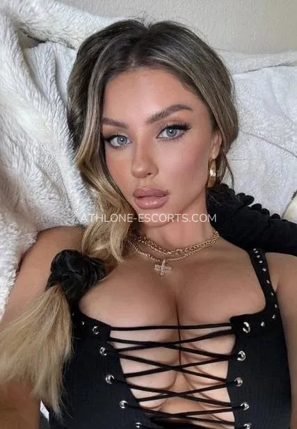 Athlone escorts Tecla — 8
