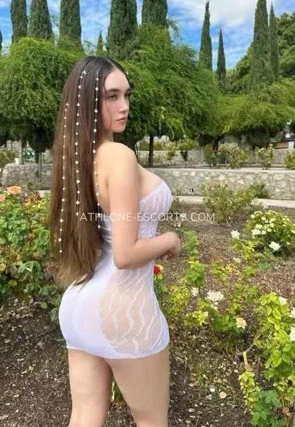 Athlone escorts Ellen — 3