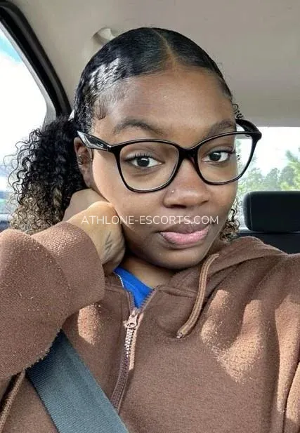 Athlone escorts Jennifer — 1