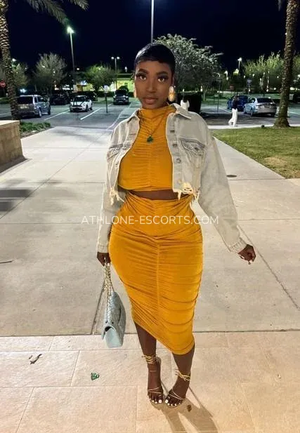 Athlone escorts Julia — 4