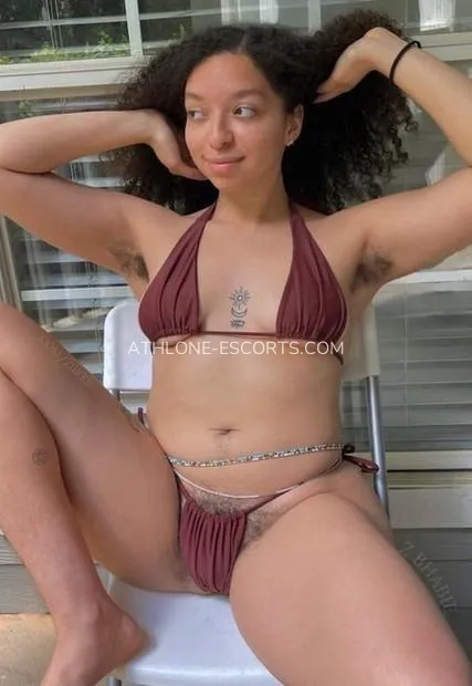 Athlone escorts Emilia — 2