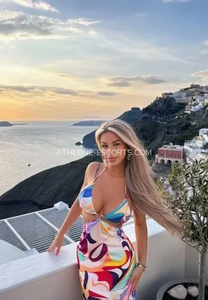 Athlone escorts Julia — 3